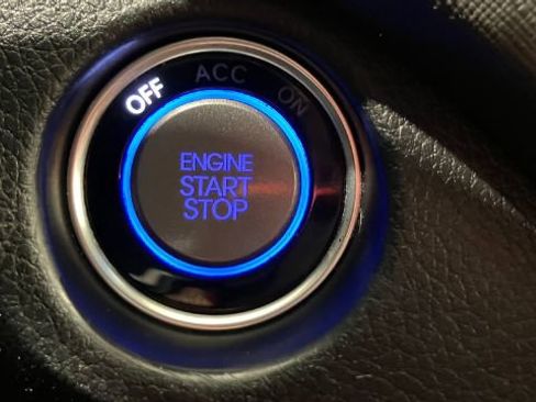 Used 2013 Hyundai Santa Fe Limited w/ Technology Pkg image 27