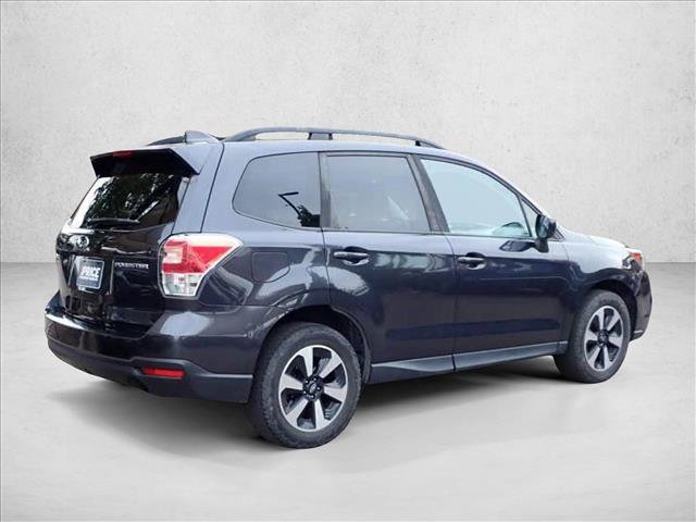 Used 2018 Subaru Forester 2.5i Premium w/ All-Weather Package AWD/4WD image 4