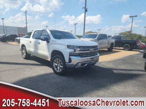 Used 2021 Chevrolet Silverado 1500 LTZ w/ Z71 Off-Road Package AWD/4WD image 5