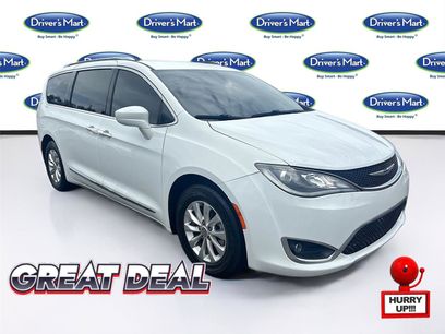 Used 2019 Chrysler Pacifica Touring-L