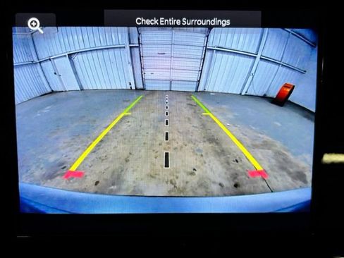 Used 2025 Jeep Grand Cherokee L Altitude RWD image 15