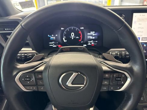 Used 2024 Lexus GX 550 w/ Accessory Package (Z1) AWD/4WD image 22