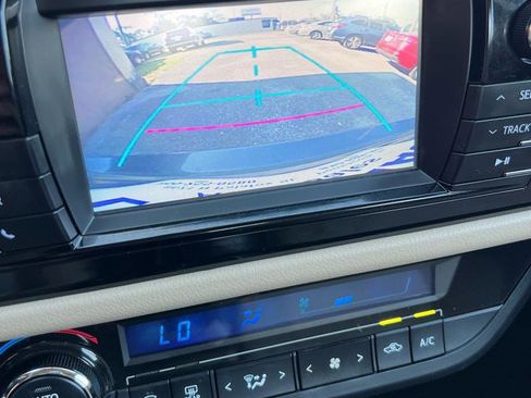 Used 2014 Toyota Corolla LE Premium image 33