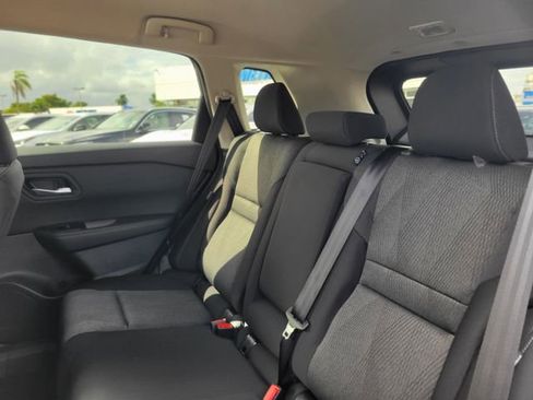 Used 2026 Nissan Rogue SV image 8