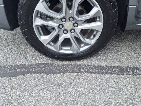 Used 2019 Chevrolet Traverse Premier w/ Driver Confidence II Package image 36