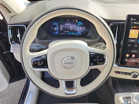 Used 2026 Volvo XC90 B6 Ultra w/ Protection Package Premier AWD/4WD image 19