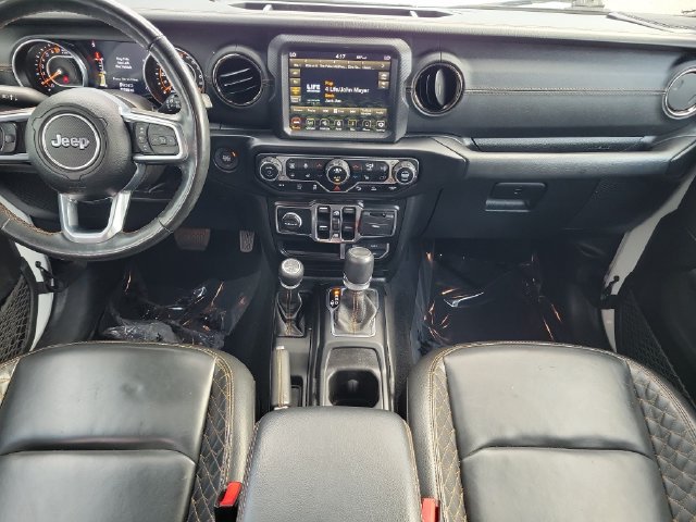 Used 2022 Jeep Wrangler Unlimited Sahara AWD/4WD image 15