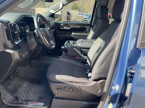 Used 2024 Chevrolet Silverado 1500 RST image 39