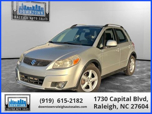 Used 2008 Suzuki SX4 AWD Hatchback w/ Touring Pkg image 13