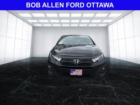 Used 2025 Honda Odyssey Sport-L image 8