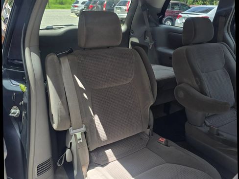Used 2006 Toyota Sienna FWD image 7