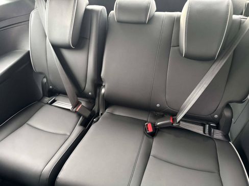 New 2026 Honda Odyssey Touring image 14