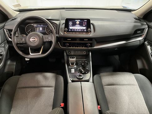 Used 2024 Nissan Rogue SV image 14