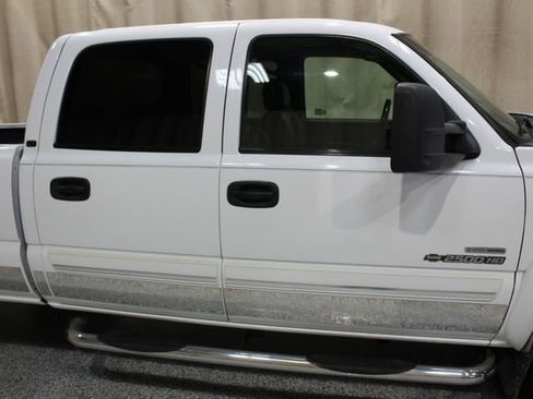 Used 2006 Chevrolet Silverado 2500 LT image 11
