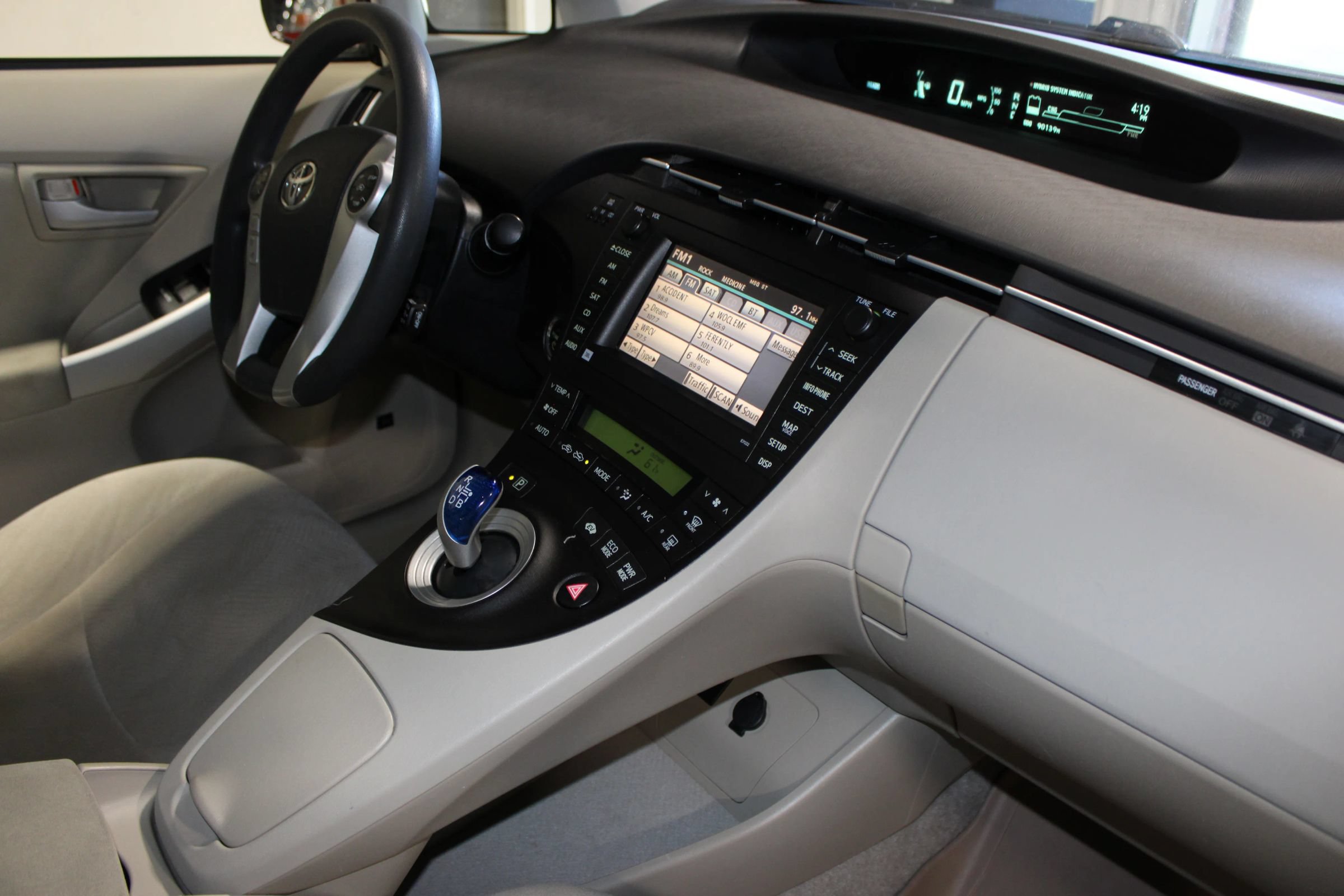 Used 2011 Toyota Prius Three w/ Navigation Pkg FWD image 24