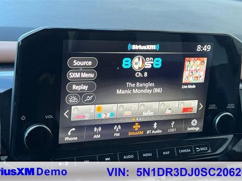 Used 2025 Nissan Pathfinder Platinum w/ Cargo Package image 38