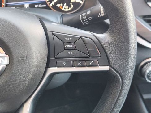 Used 2024 Nissan Altima 2.5 SV image 25