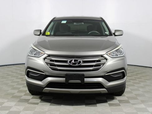 Used 2017 Hyundai Santa Fe Sport AWD/4WD image 2