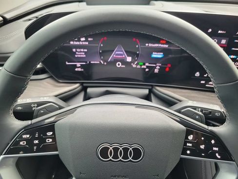 Certified 2025 Audi Q5 Premium Plus w/ Premium Plus AWD/4WD image 20