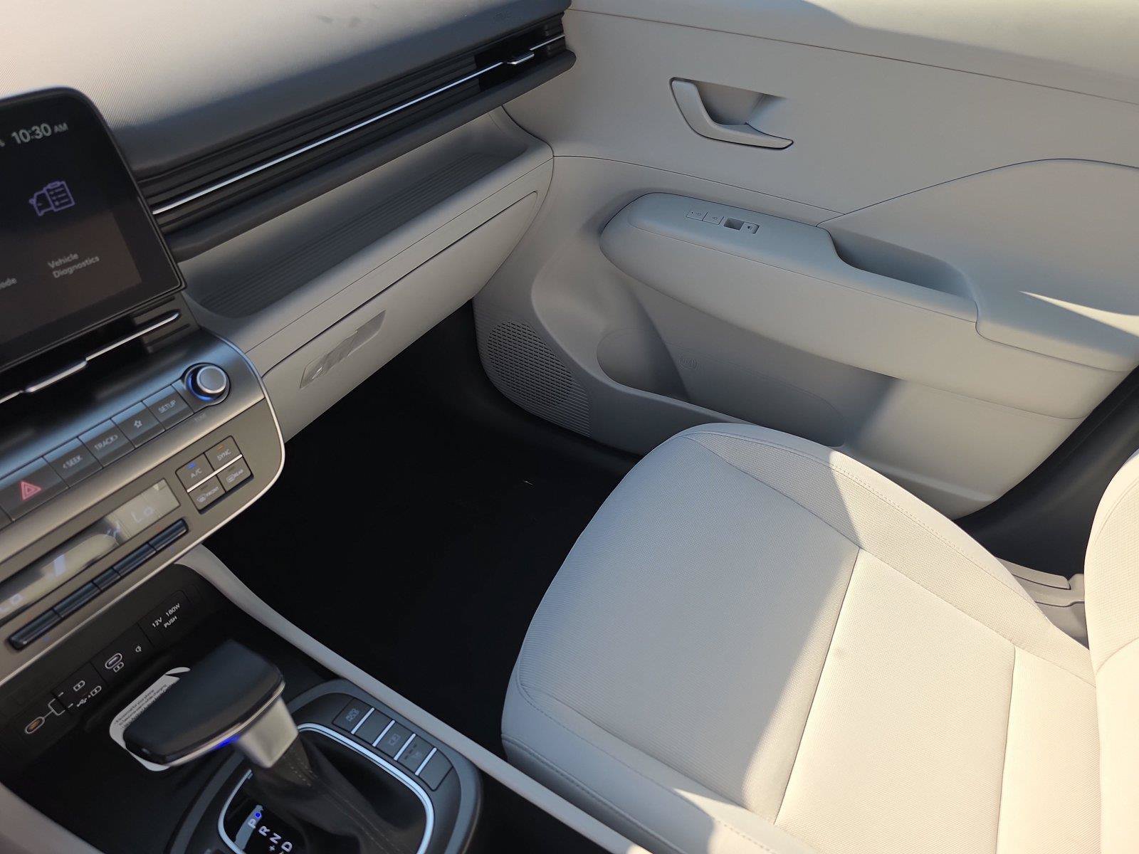 New 2026 Hyundai Kona SEL Sport AWD/4WD image 17