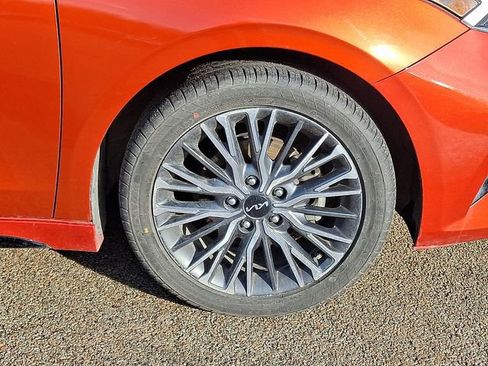 Used 2023 Kia Forte GT-Line w/ GT-Line Premium Package image 8