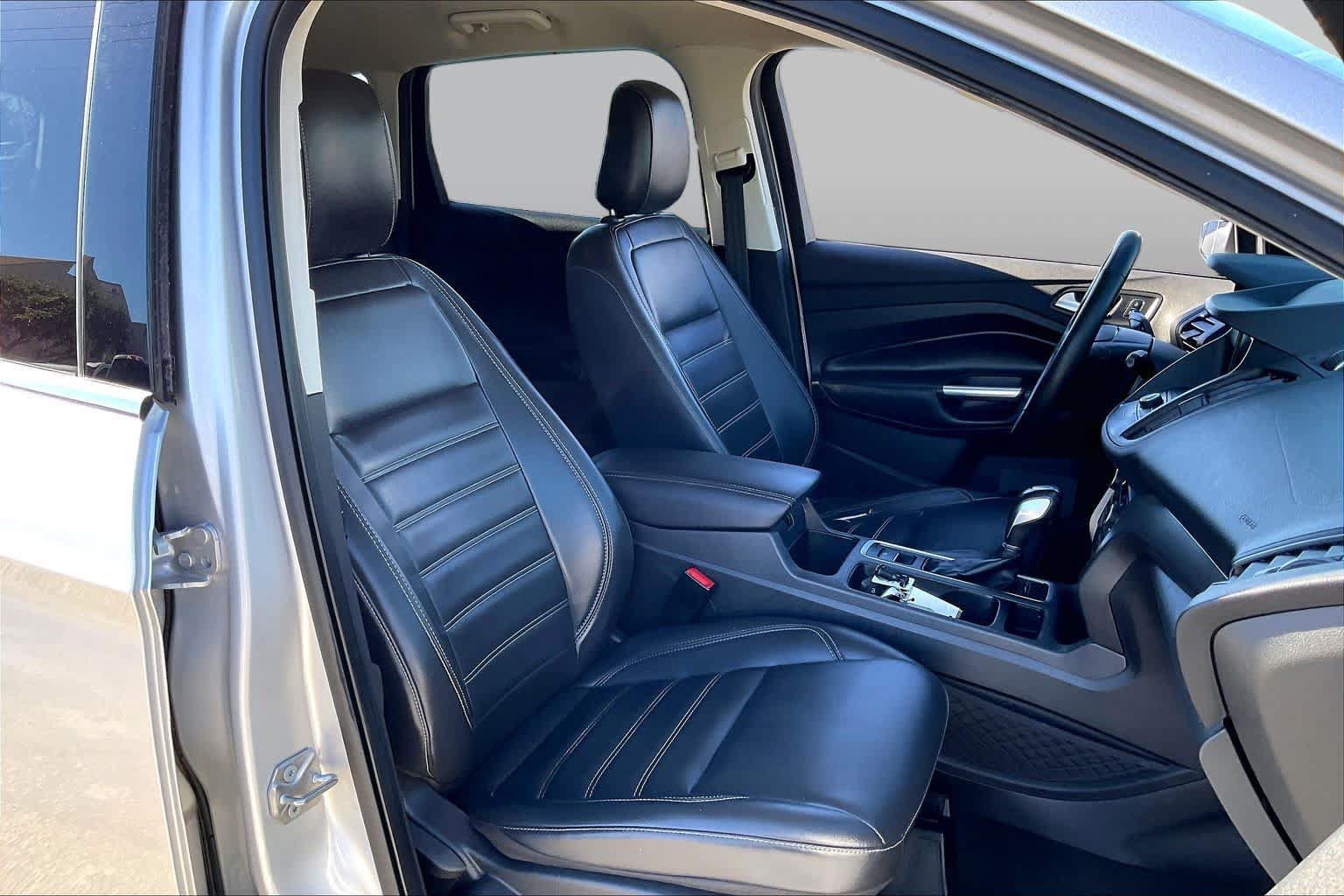Used 2019 Ford Escape SEL FWD image 9