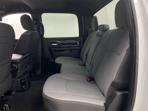 Used 2024 RAM 2500 Big Horn image 17