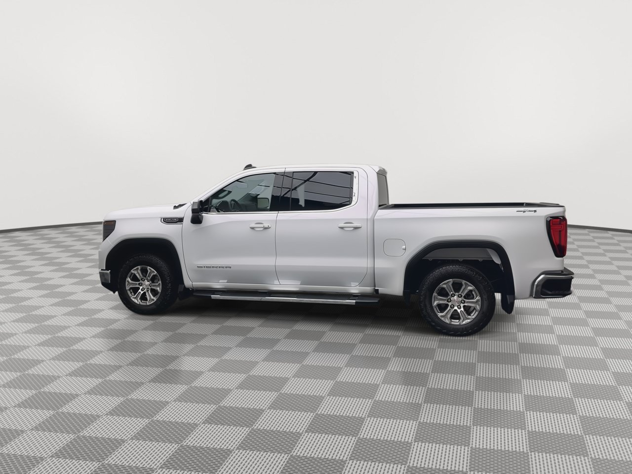 Used 2023 GMC Sierra 1500 SLE AWD/4WD image 40