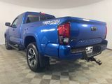 Used 2018 Toyota Tacoma 4x4 Access Cab image 5