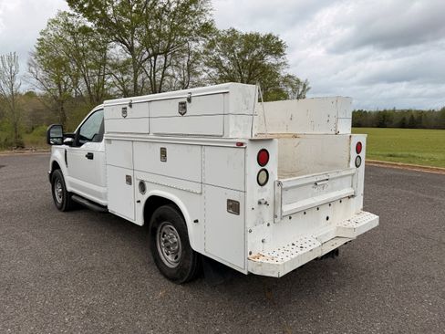 Used 2017 Ford F250 XL w/ XL Value Package image 3