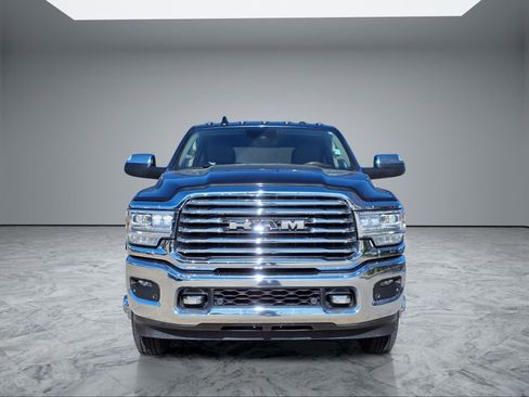 Used 2022 RAM 3500 Limited image 3