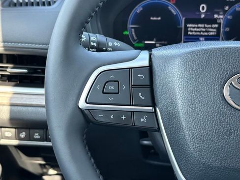 New 2024 Toyota Grand Highlander Limited image 18