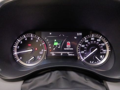 Used 2022 Toyota Highlander XLE image 18