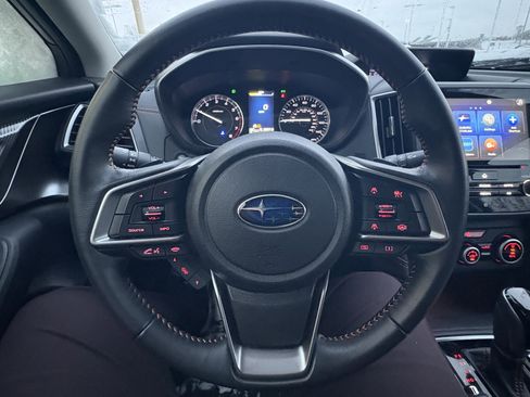 Used 2023 Subaru Crosstrek 2.5i Limited w/ Moonroof Package image 5