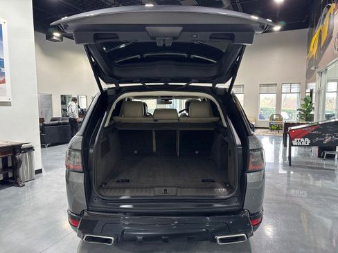 Used 2019 Land Rover Range Rover Sport HSE image 14