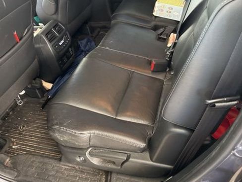 Used 2021 Honda Pilot Touring image 11