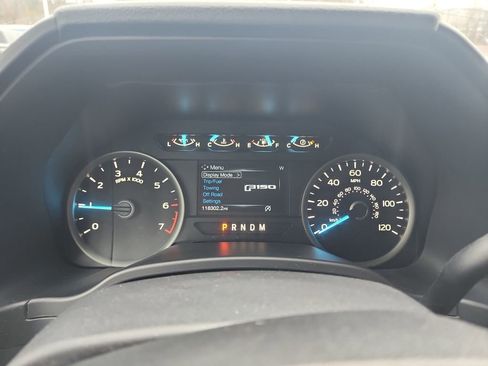 Used 2018 Ford F150 XLT w/ Equipment Group 302A Luxury image 17