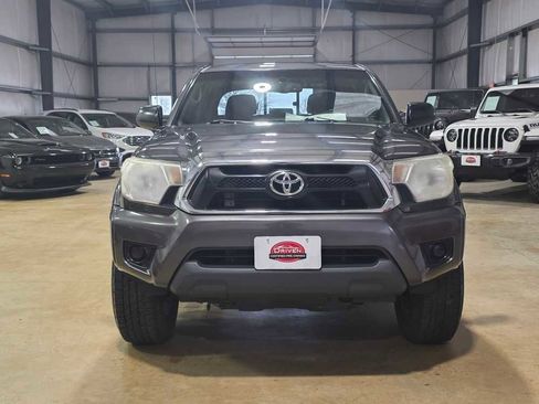 Used 2013 Toyota Tacoma PreRunner image 2
