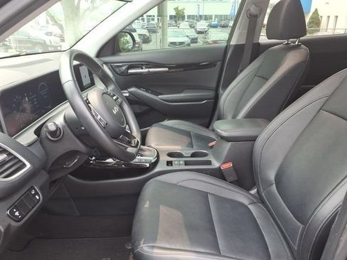 Used 2024 Kia Seltos SX w/ SX Sunroof Package AWD/4WD image 21