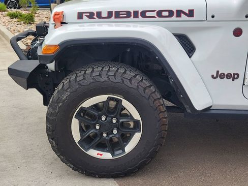 Used 2021 Jeep Wrangler Unlimited Rubicon AWD/4WD image 9