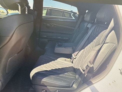 Used 2026 Genesis GV80 3.5T e-SC image 9