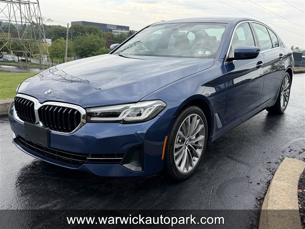 Used 2023 BMW 540i xDrive w/ Premium Package AWD/4WD image 4