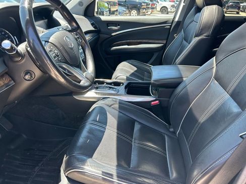 Used 2019 Acura MDX FWD w/ Advance Package image 11