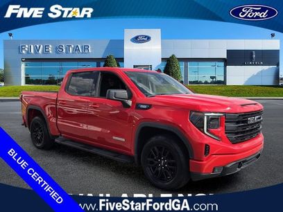 Used 2023 GMC Sierra 1500 Elevation w/ LPO, Elevation Black Package