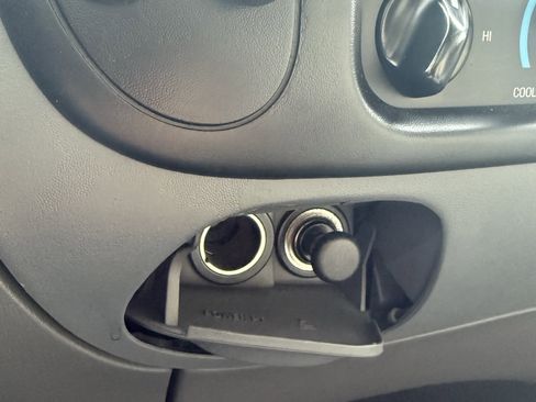 Used 2000 Ford F150 Lightning image 21