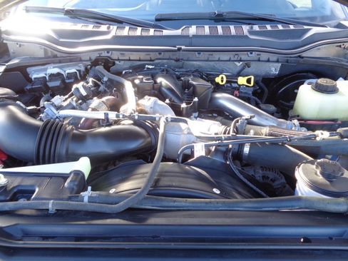 Used 2019 Ford F250 XLT image 37