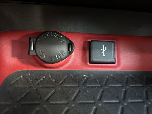 Used 2020 Toyota RAV4 TRD Off-Road w/ TRD Off-Road Weather Package AWD/4WD image 31