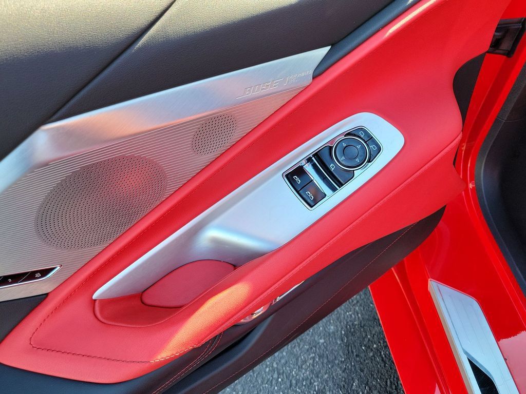 Used 2020 Chevrolet Corvette Stingray Preferred Cpe w/ 2LT Preferred Equipment Group RWD image 21