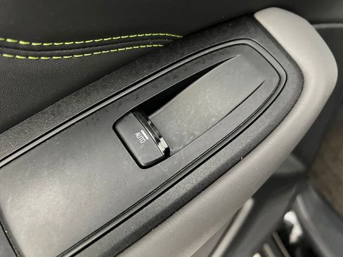 Used 2025 Subaru Outback Onyx Edition image 16