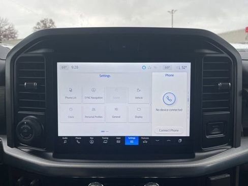 Used 2025 Ford F150 Lariat w/ Equipment Group 501A Mid image 20